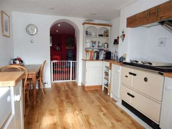 4 Bedroom Semi-Detac...