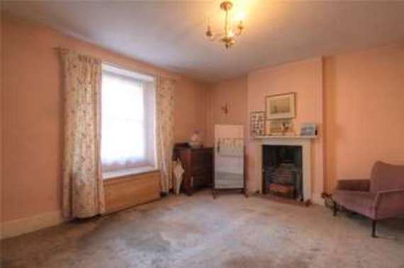 4 Bedroom Terraced