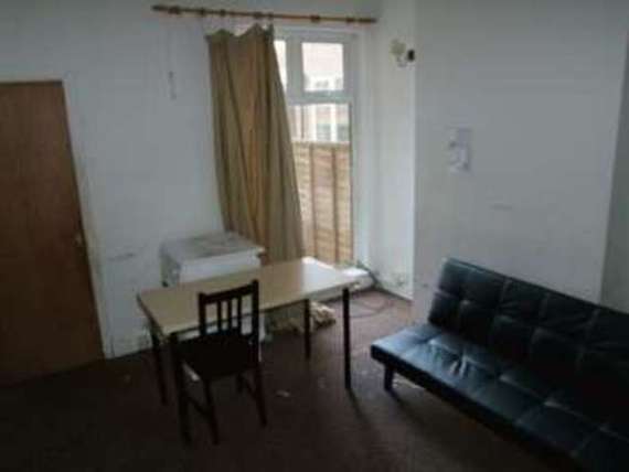 2 Bedroom Terraced