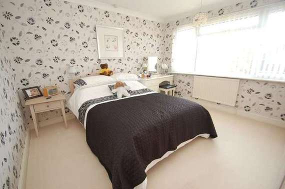 3 Bedroom Semi-Detac...