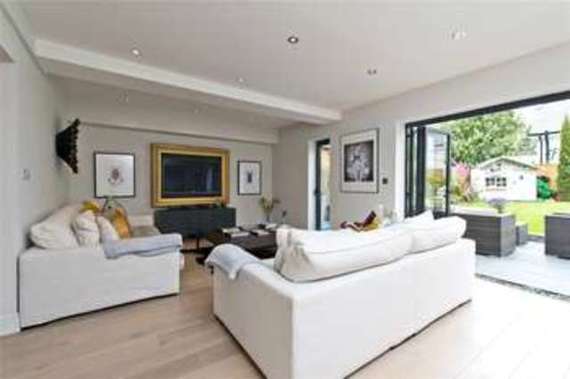 3 Bedroom Semi-Detac...