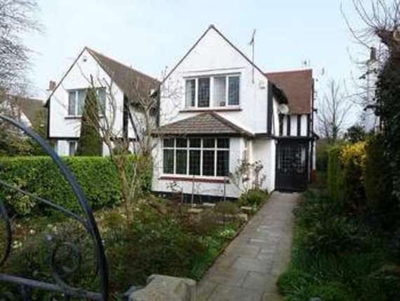 4 Bedroom Property