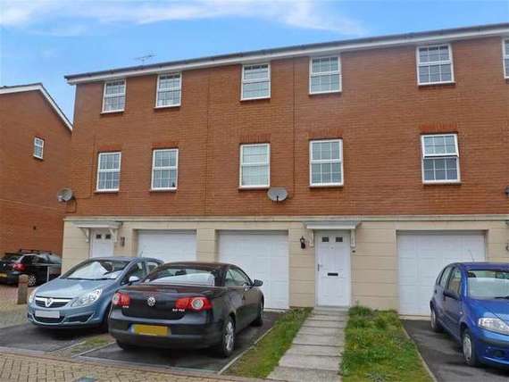 3 Bedroom Town House