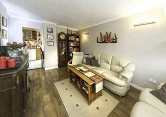 4 Bedroom Semi-Detac...