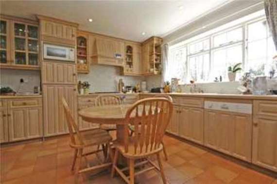 5 Bedroom Detached