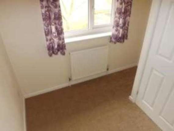 3 Bedroom End of Ter...