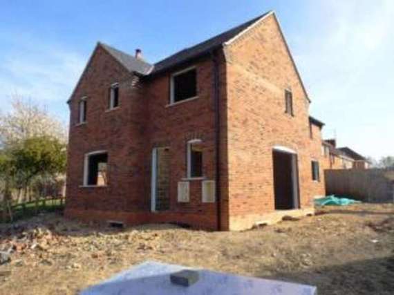 3 Bedroom Semi-Detac...