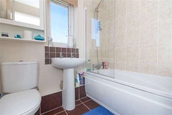 5 Bedroom Detached