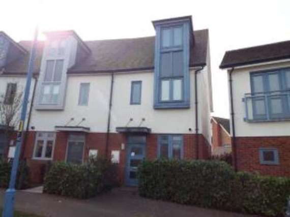 4 Bedroom End of Ter...
