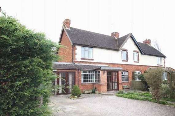 3 Bedroom Semi-Detac...
