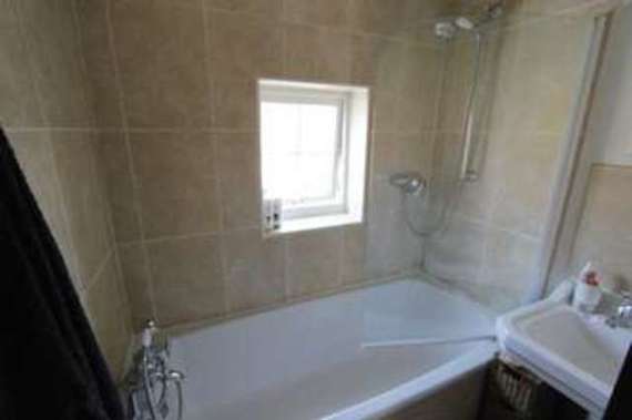 3 Bedroom Semi-Detac...