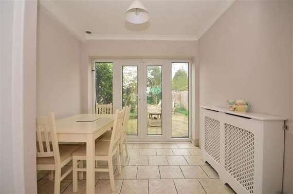 2&nbsp;Bedroom&nbsp;End of Ter...