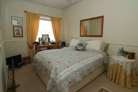 2 Bedroom Flat