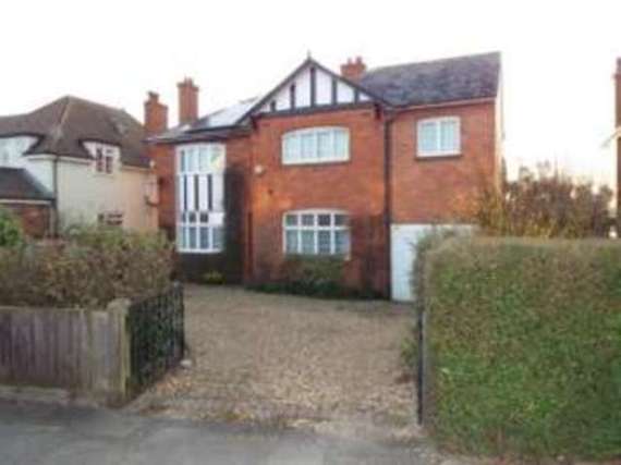 5 Bedroom Detached