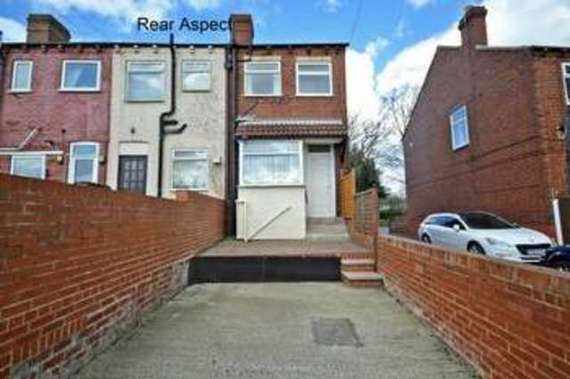 2 Bedroom End of Ter...