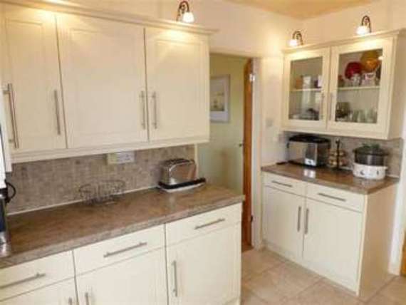 3 Bedroom Semi-Detac...