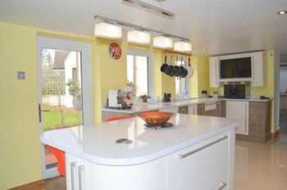 2&nbsp;Bedroom&nbsp;Detached