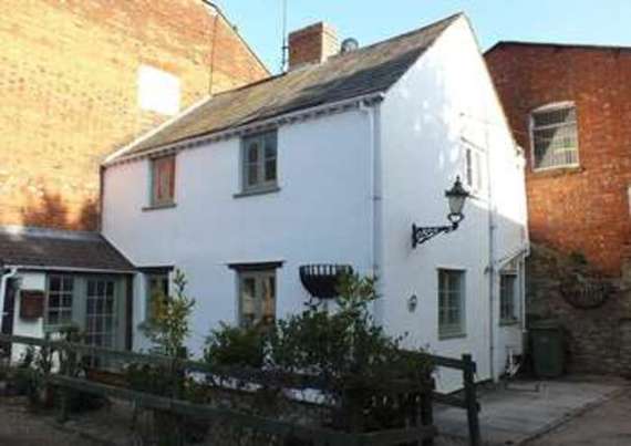 3 Bedroom End of Ter...