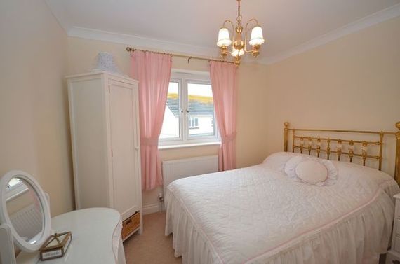 4 Bedroom Semi-Detac...