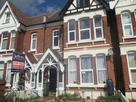 1 Bedroom Flat