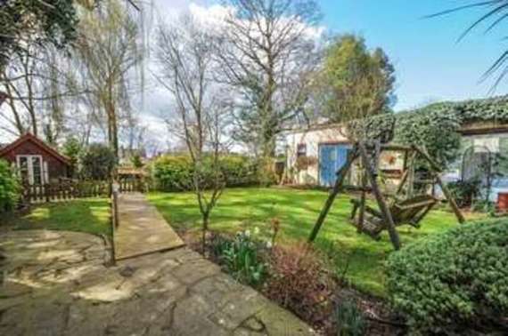 7&nbsp;Bedroom&nbsp;Detached