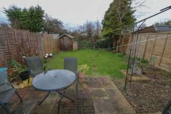 4 Bedroom Semi-Detac...