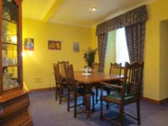5 Bedroom Detached
