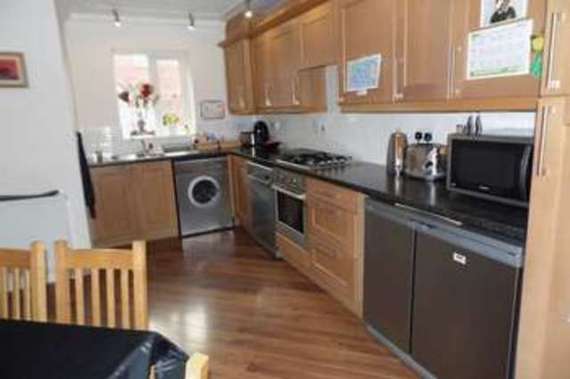 3 Bedroom Semi-Detac...