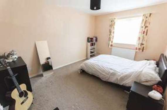 2 Bedroom Flat