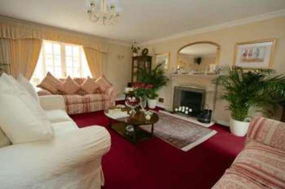 5 Bedroom Detached