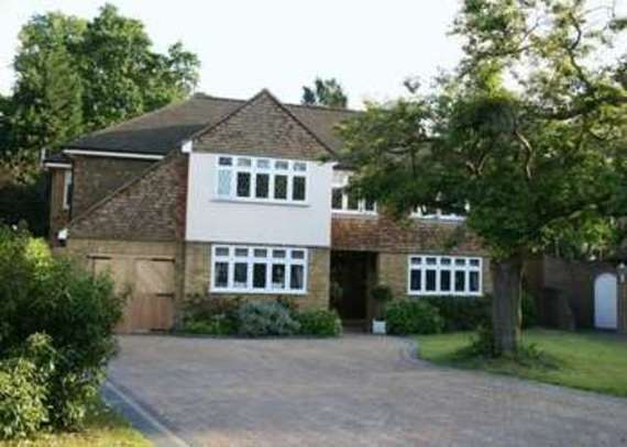 8&nbsp;Bedroom&nbsp;Detached