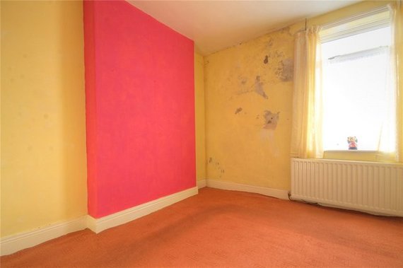 3 Bedroom End of Ter...