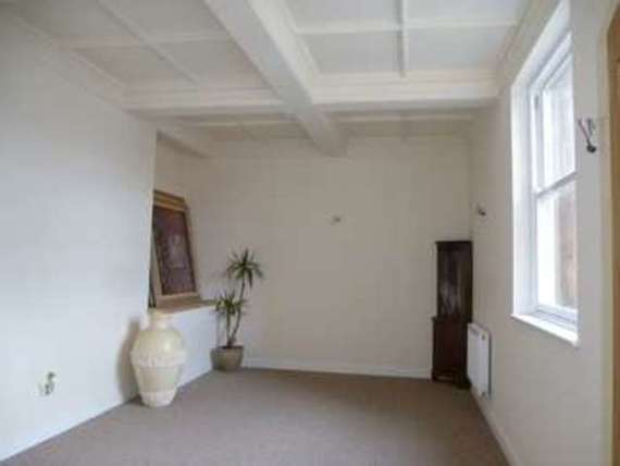 4&nbsp;Bedroom&nbsp;Semi-Detac...