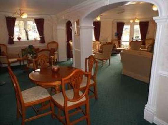 2 Bedroom Flat