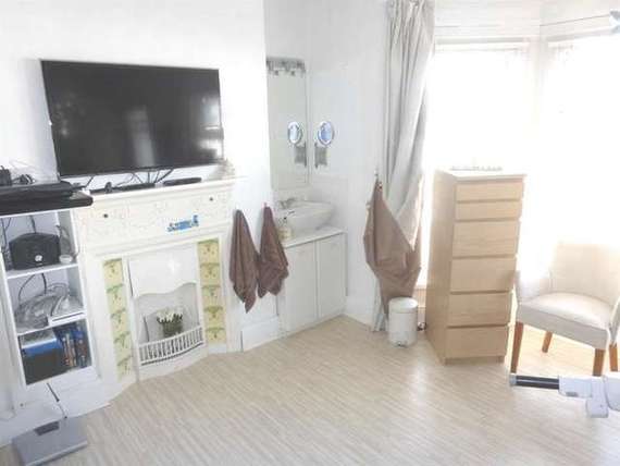 3&nbsp;Bedroom&nbsp;Town House