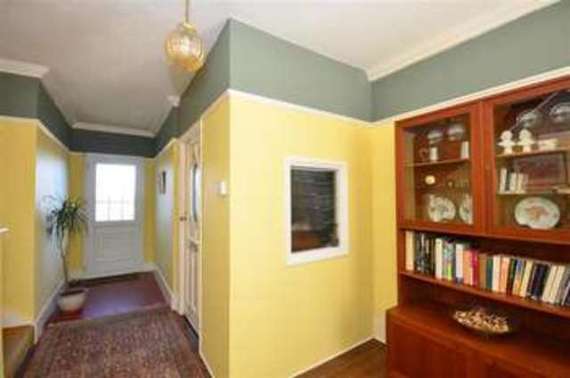 2 Bedroom Ground Fla...