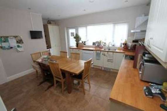 3&nbsp;Bedroom&nbsp;Semi-Detac...