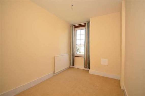 3&nbsp;Bedroom&nbsp;End of Ter...