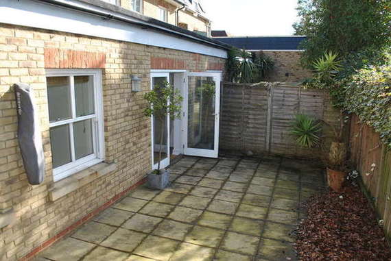 2 Bedroom Ground Fla...