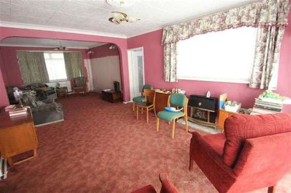 2 Bedroom Bungalow