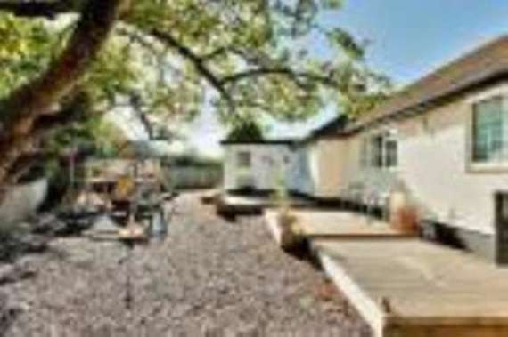 4 Bedroom Bungalow