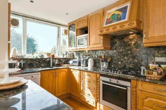 4 Bedroom Flat