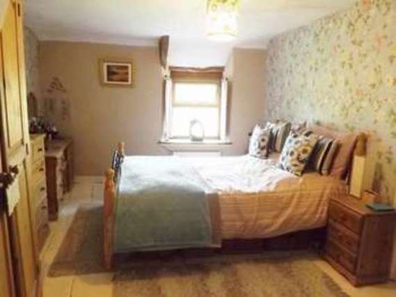 2 Bedroom Terraced