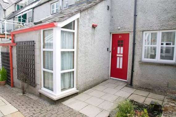 2 Bedroom Flat