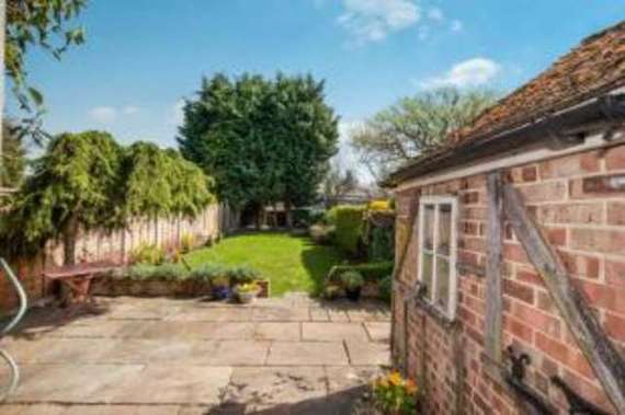 3 Bedroom Semi-Detac...