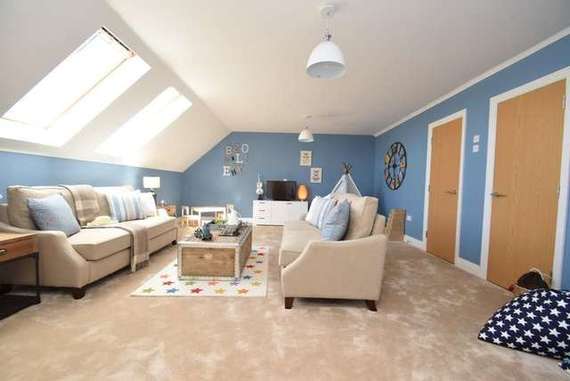 5 Bedroom Detached