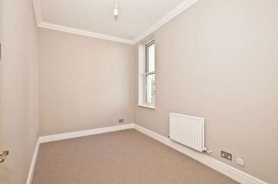 1 Bedroom Flat