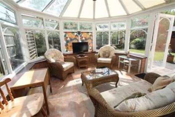 4 Bedroom Property