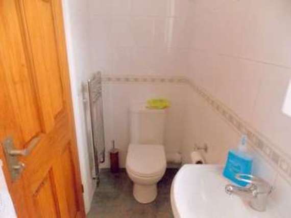 4 Bedroom Semi-Detac...