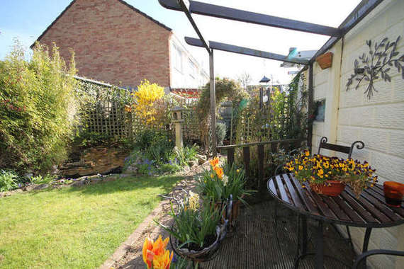 3 Bedroom Semi-Detac...